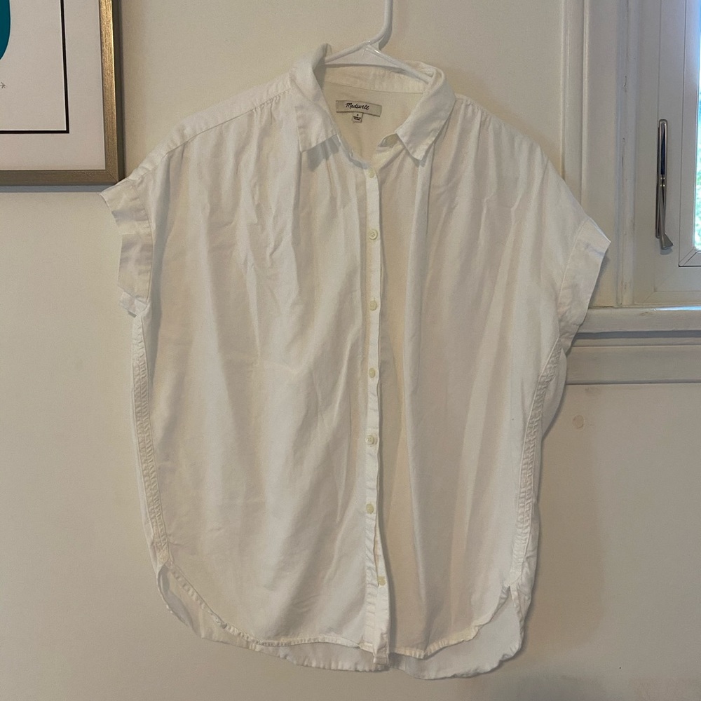 Madewell Sleeveless Button Down